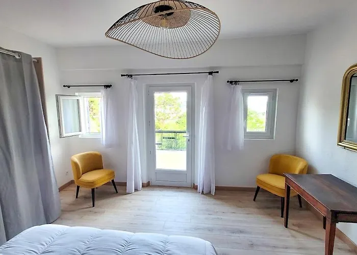 L'Oustalette In Forcalquier